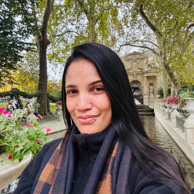 Babysitter in Saint-Julien-en-Genevois: Mariana