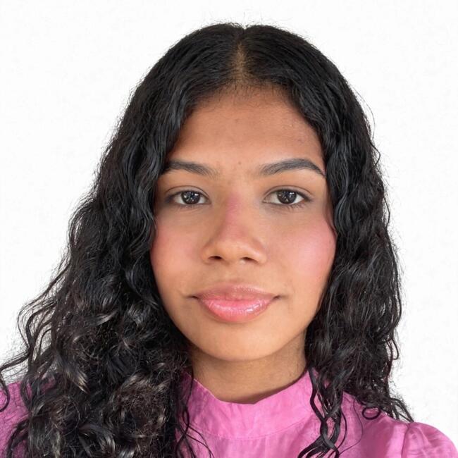 Babysitter in Fortaleza: Maria Clara