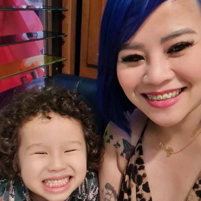 وظيفة جليسة أطفال في دبي: Jocelyn