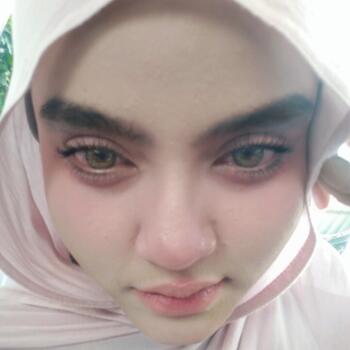 Babysitter in Karawang (Kabupaten Karawang): Jihan