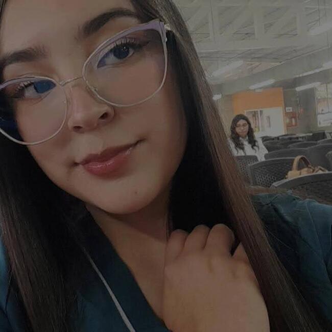 Babysitter in Pasto: Laura Isabela Guerrero Aranda