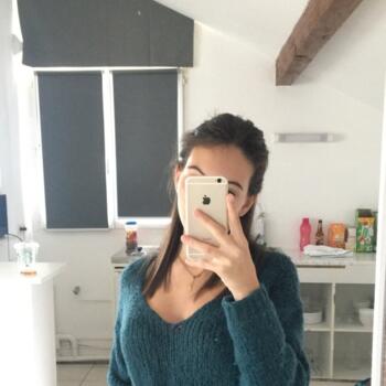 Babysitter in Nîmes: Thalia