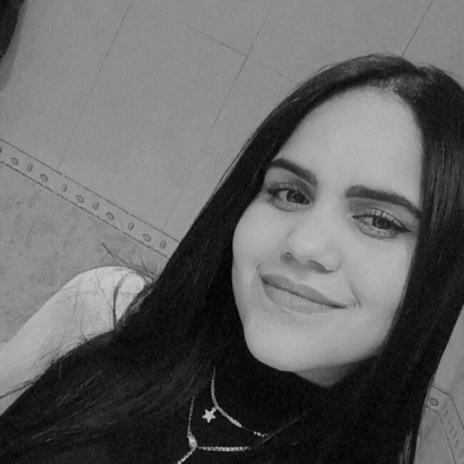 Nanny in Pamplona: Yaimi