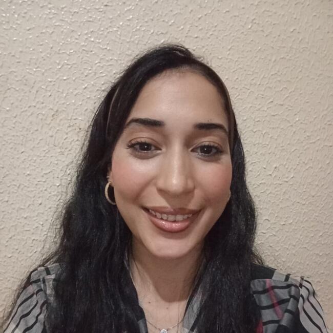 جليسة أطفال في سطات: Hajar