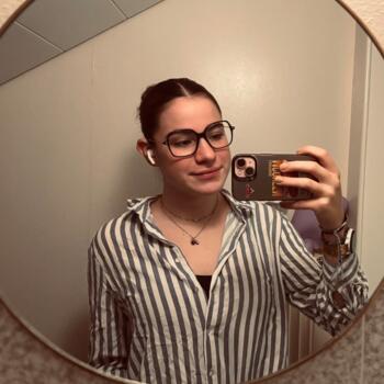 Babysitter in Vallorbe: Léonore