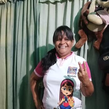 Babysitter Los Guayos: Madalit