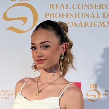 Babysitter in Camarma de Esteruelas: Ilona