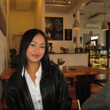 Babysitter in Nelson: Esly