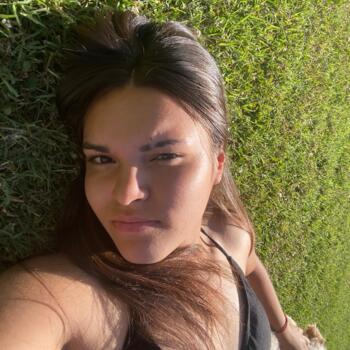 Niñera en Almirante Brown: Pilar