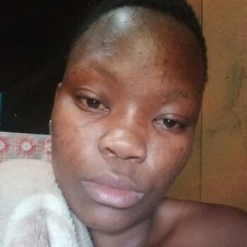 Babysitter in KwaMashu: Nonjabulo