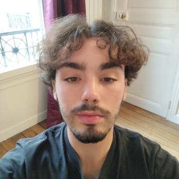 Babysitter in Paris: Martin