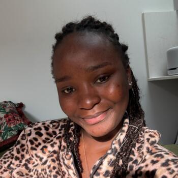 Babysitter in Bromley: Halima