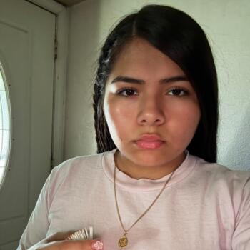 Baby-sitter in Fresno: Sofia