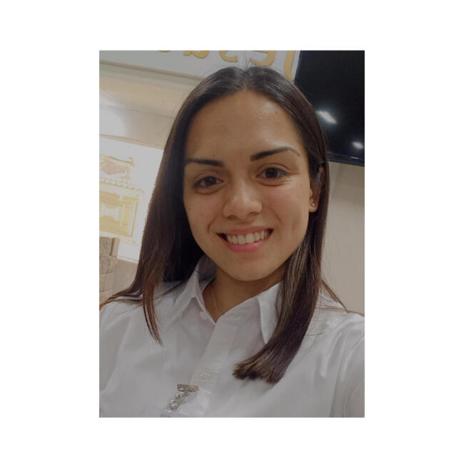 Niñera en Guernica: Cecilia Aylen
