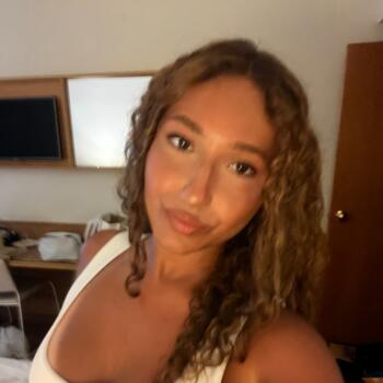 Babysitter in Chaville: Elena