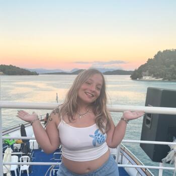 Babysitter in Zografos: Κωνσταντινα