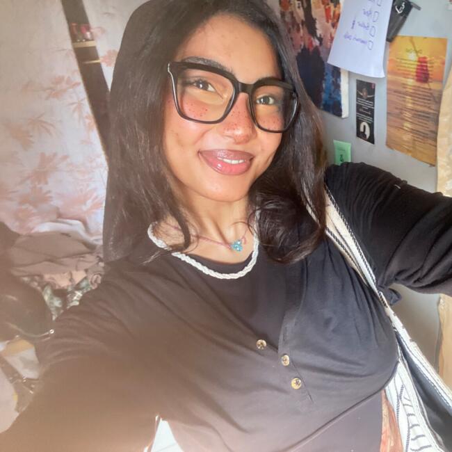 Babysitter in Cairo: Menna