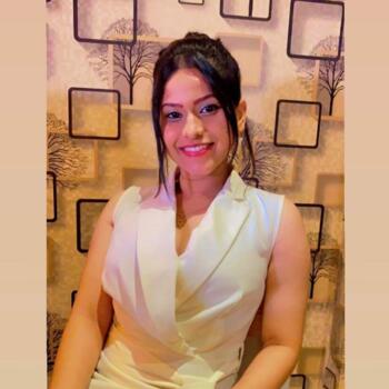 Babysitter in Leeds: Hirashma