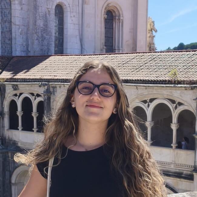 Babysitter in Santarém: Maria Carolina