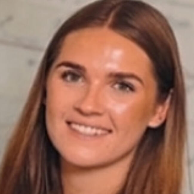 Babysitter in Vannes: Lou