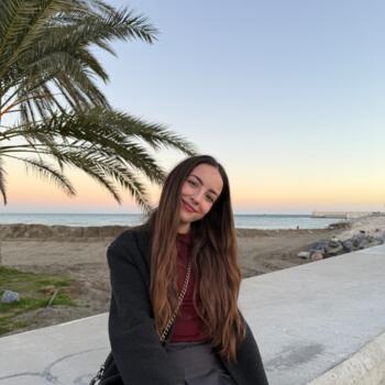 Babysitter in Blackrock: Irene María