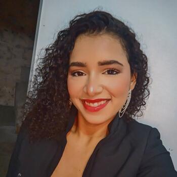 Babá em Fortaleza: Erika Silva