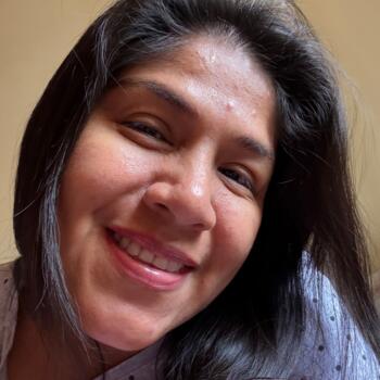 Babysitter in Santa Coloma de Gramenet: Lorena