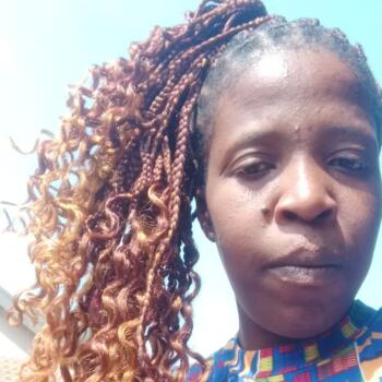 Babysitting job in Lynn: babysitting job Nomthandazo