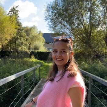 Babysitter in Menen: Yana