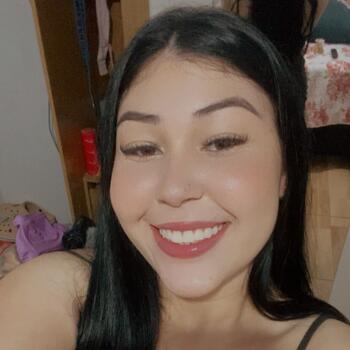 Babá Foz do Iguaçu: Laryssa