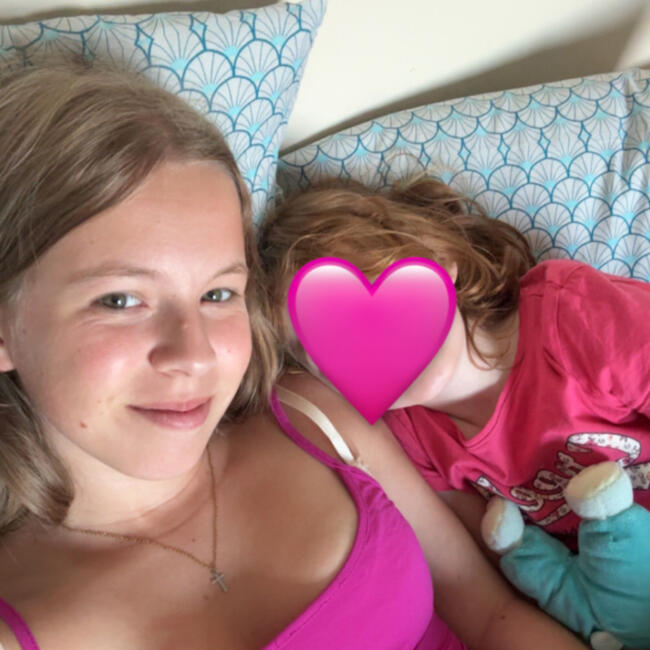 Babysitter in Montbizot: Emma