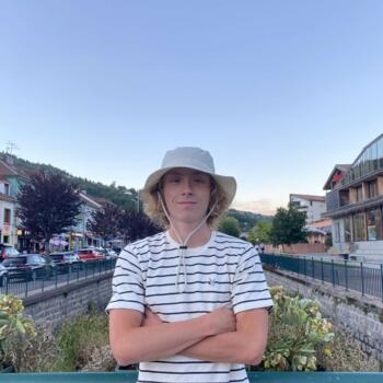 Babysitter in Amiens: Tom