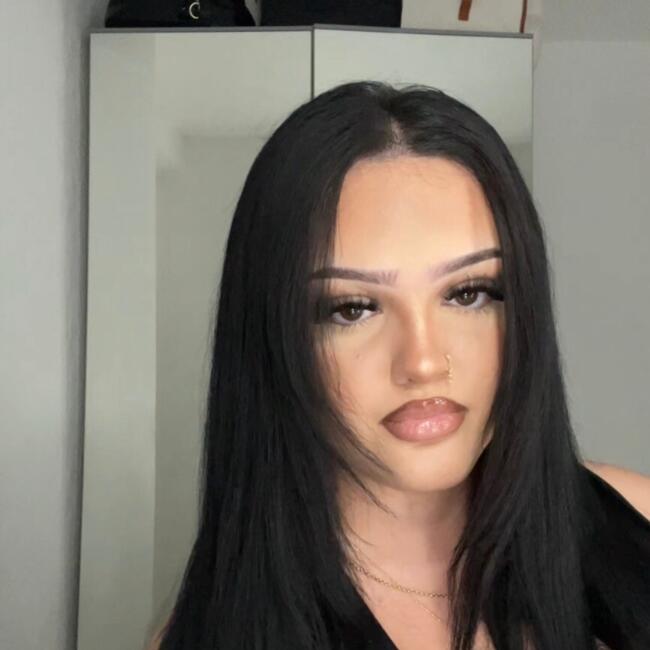 Babysitter in Bordeaux: Janna