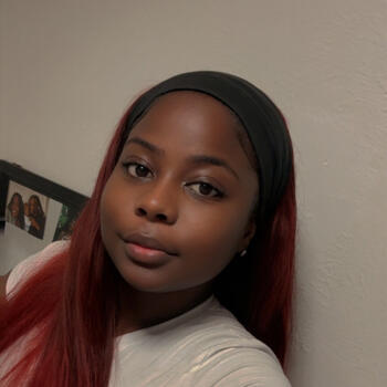 Babysitter in Orlando: Devarowe