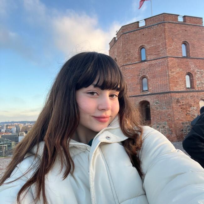 Auklė Vilnius: Yagmur