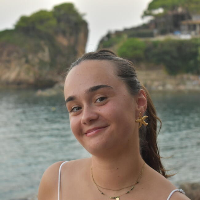 Babysitter in Toulouse: Victoria