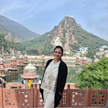 Babysitting job in Jaipur: babysitting job Akanksha