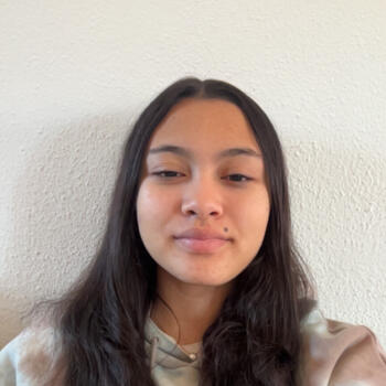 Babysitter in Hyères: Axelle