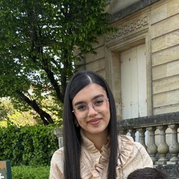 Baby-sitter à Tours: Zohra Yasmine