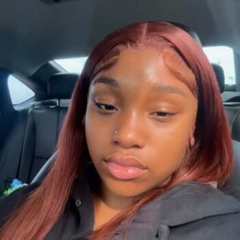 Babysitter in Knoxville: Jaleah