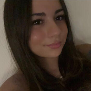 Babysitter in Basel: Reena Alessandra