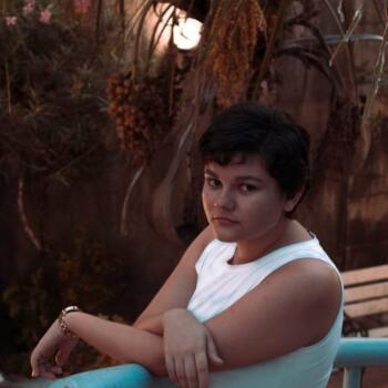 Babá em Fortaleza: Anne