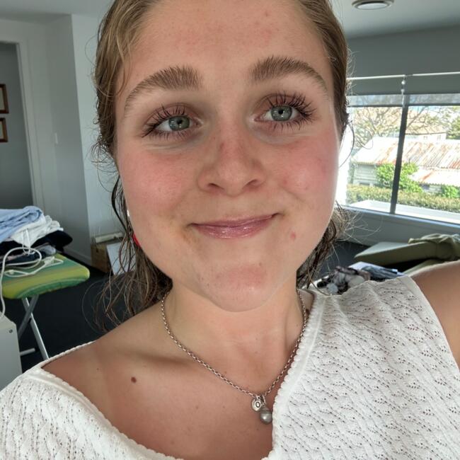 Babysitter in Auckland: Olivia
