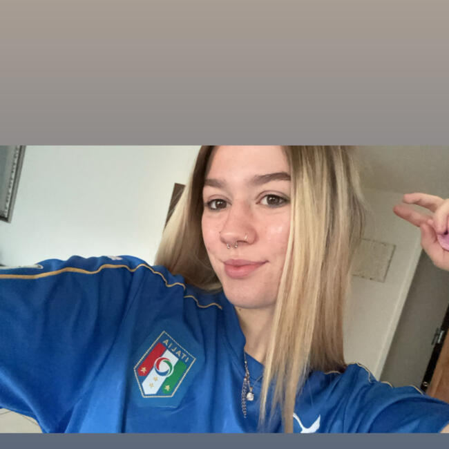 Babysitter in Aarberg: Jael