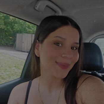 Babysitter in Lakewood: Scarlet