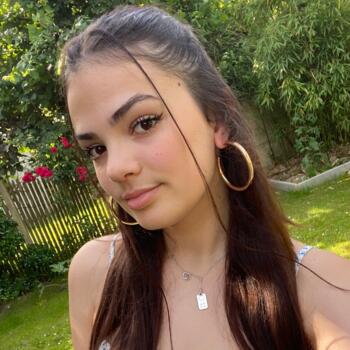 Babysitter in Savigny-sur-Orge: Janelle