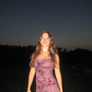 Babysitter em Pinhal Novo: Maria