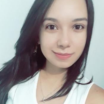 Niñera Puerto Colombia: Lizeth Paola