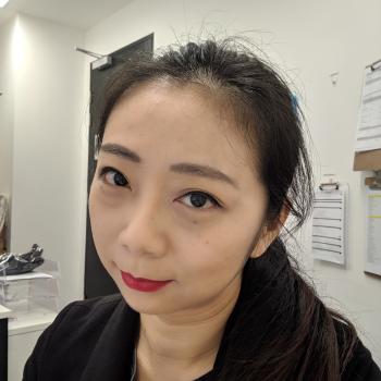 Babysitter Brisbane: Debby