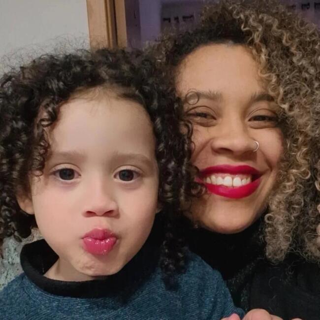 Emprego de babá em Blumenau: Kristina